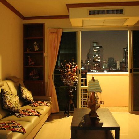 Varindavan Park Serviced Residence Бангкок Экстерьер фото