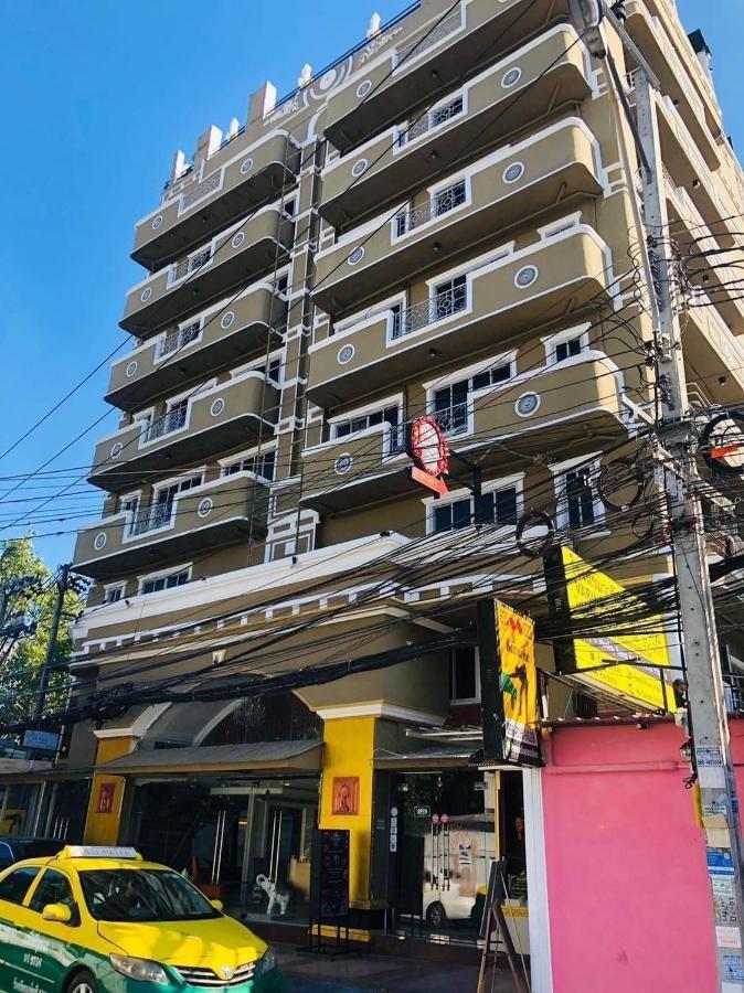 Varindavan Park Serviced Residence Бангкок Экстерьер фото